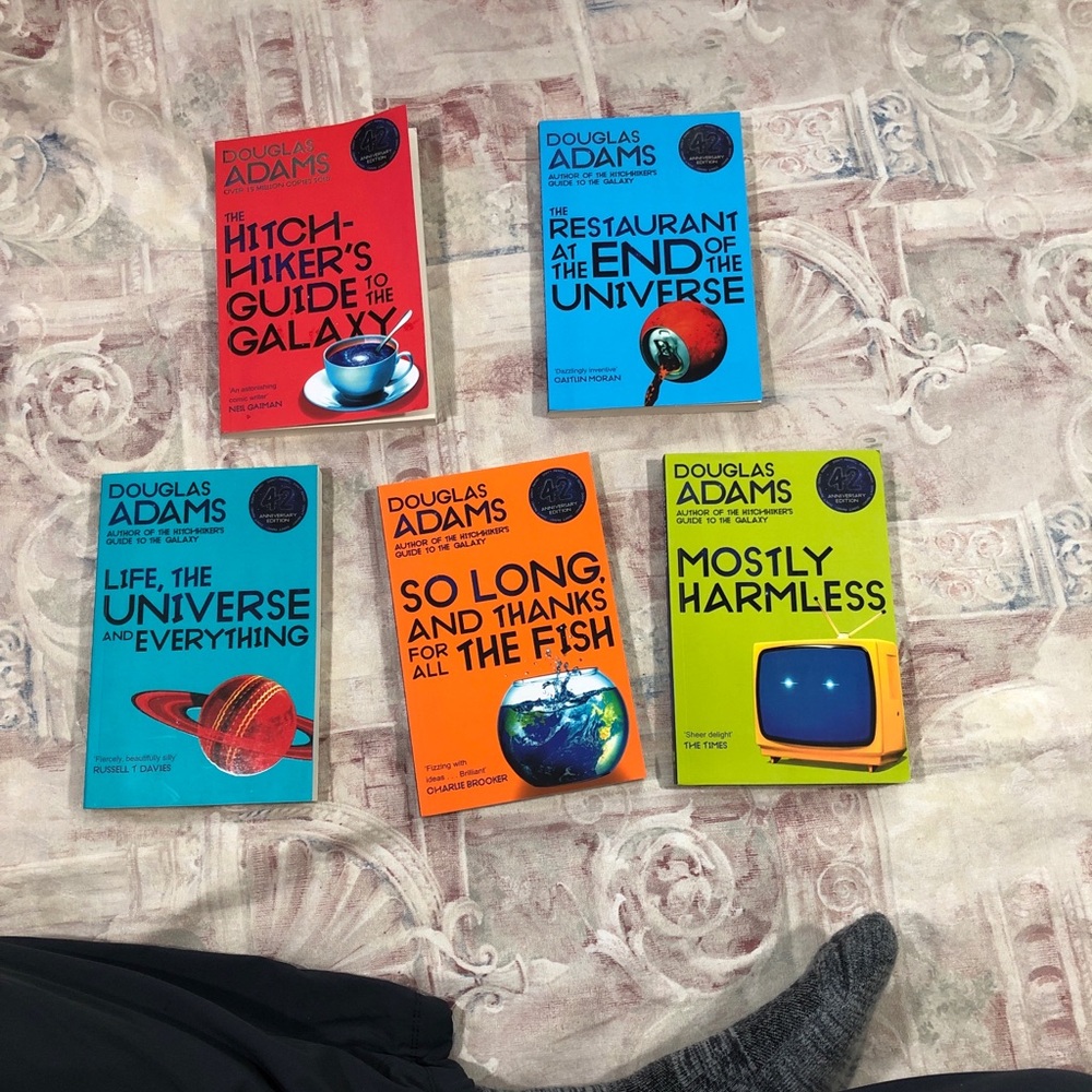 Hitchhiker’s Guide to the Galaxy Book Set of 5